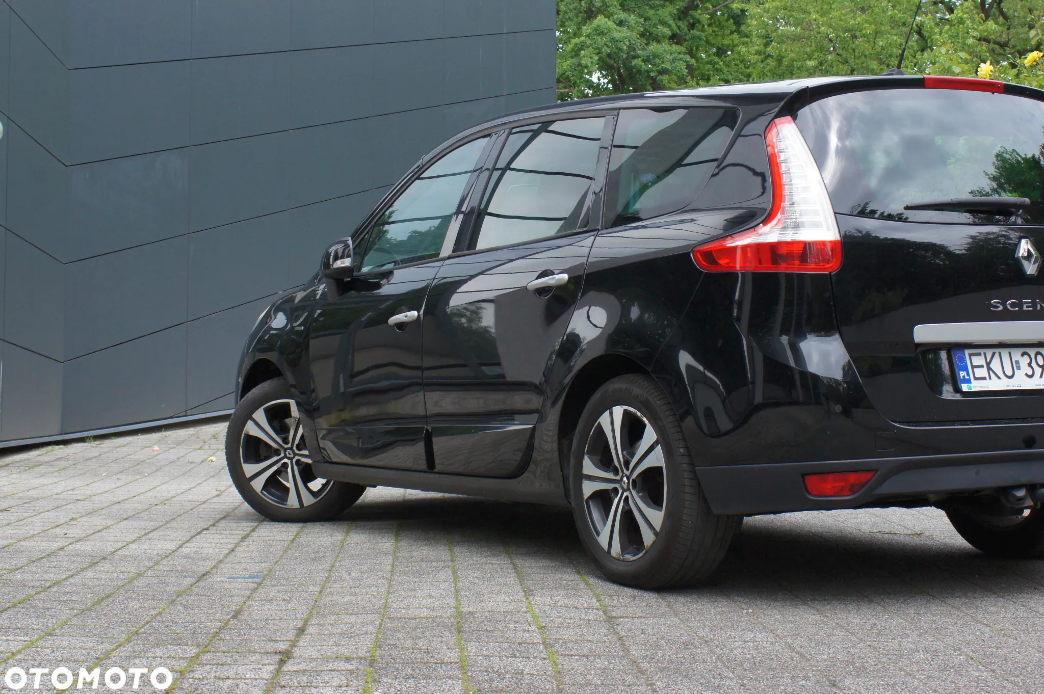 Renault Grand Scenic 2.0 16V 140 CVT Bose Edition - 13