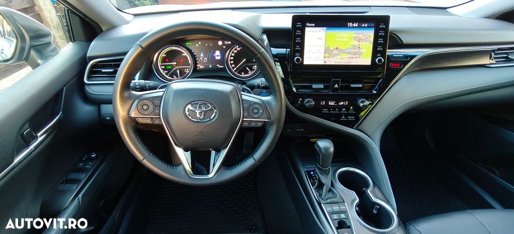 Toyota Camry 2.5 Dynamic - 12