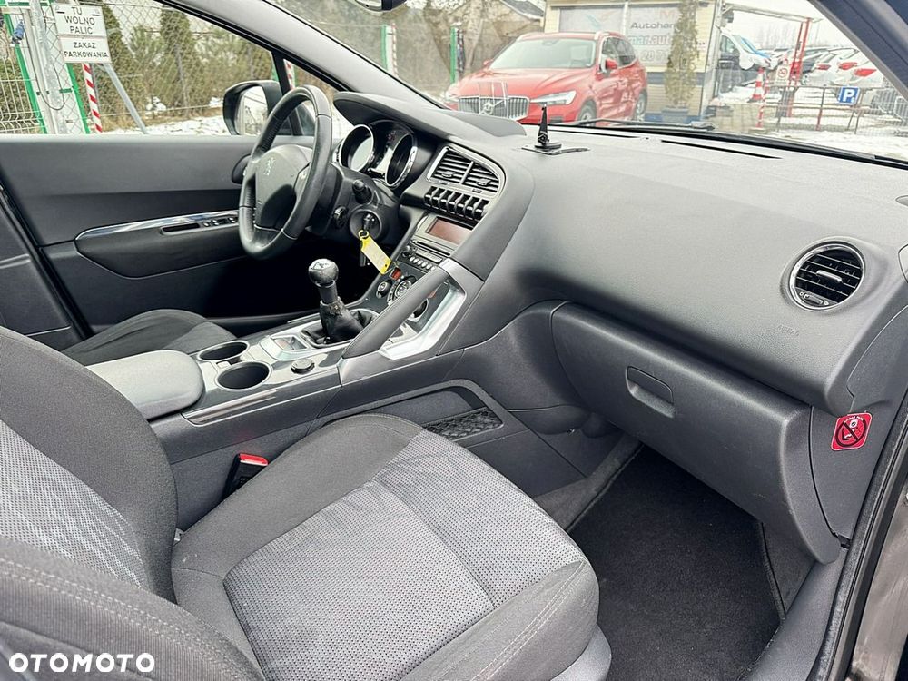 Peugeot 3008 - 11