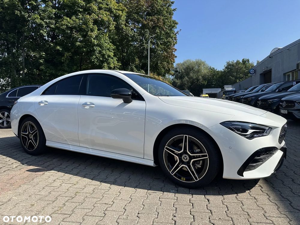 Mercedes-Benz CLA 180 AMG Line 7G-DCT - 9