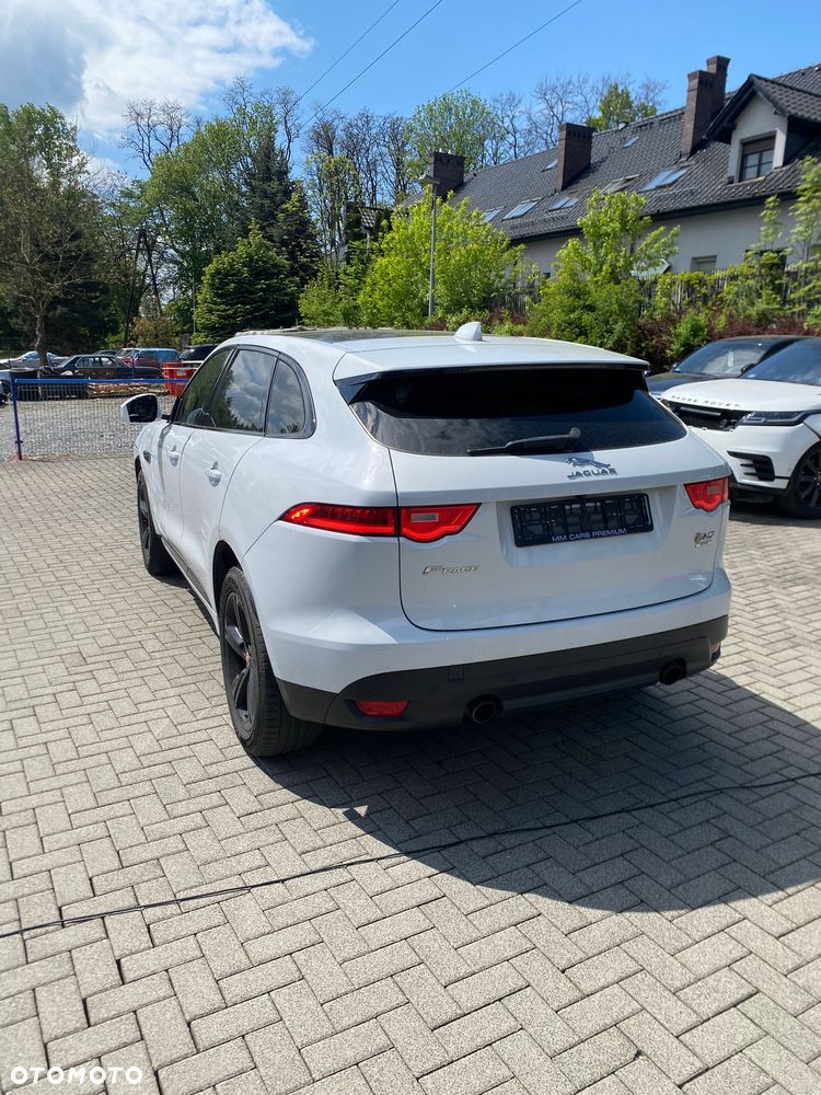 Jaguar F-Pace 3.0 TDV6 AWD R-Sport - 18