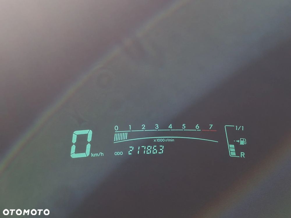 Toyota Yaris 1.3 VVT-i Luna - 32