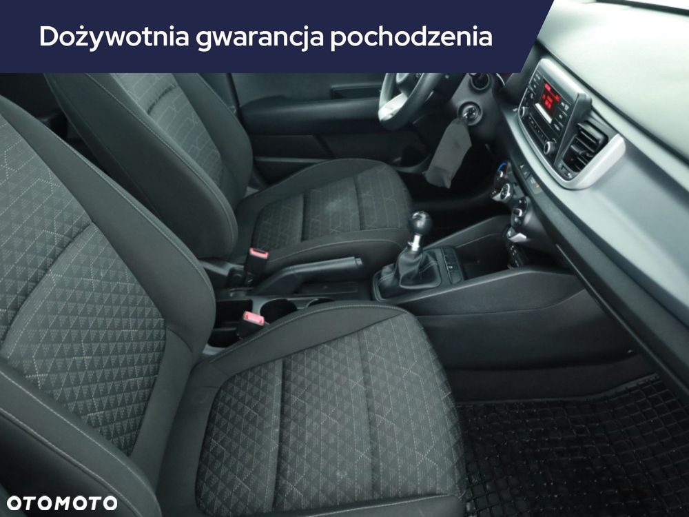 Kia Rio - 9