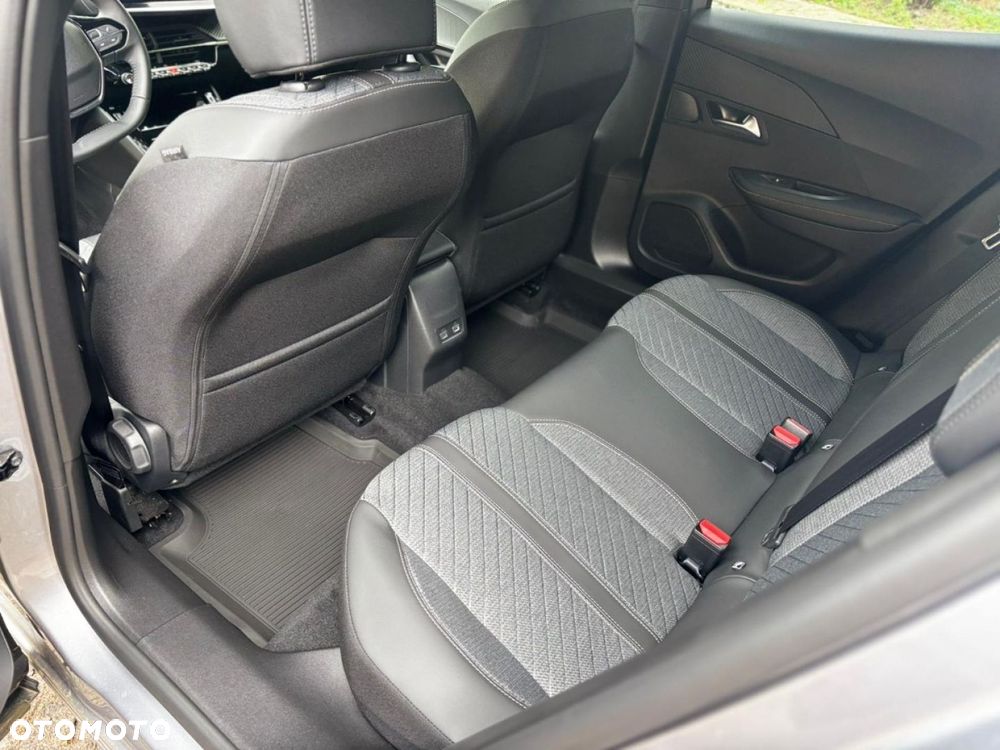 Peugeot 2008 - 19