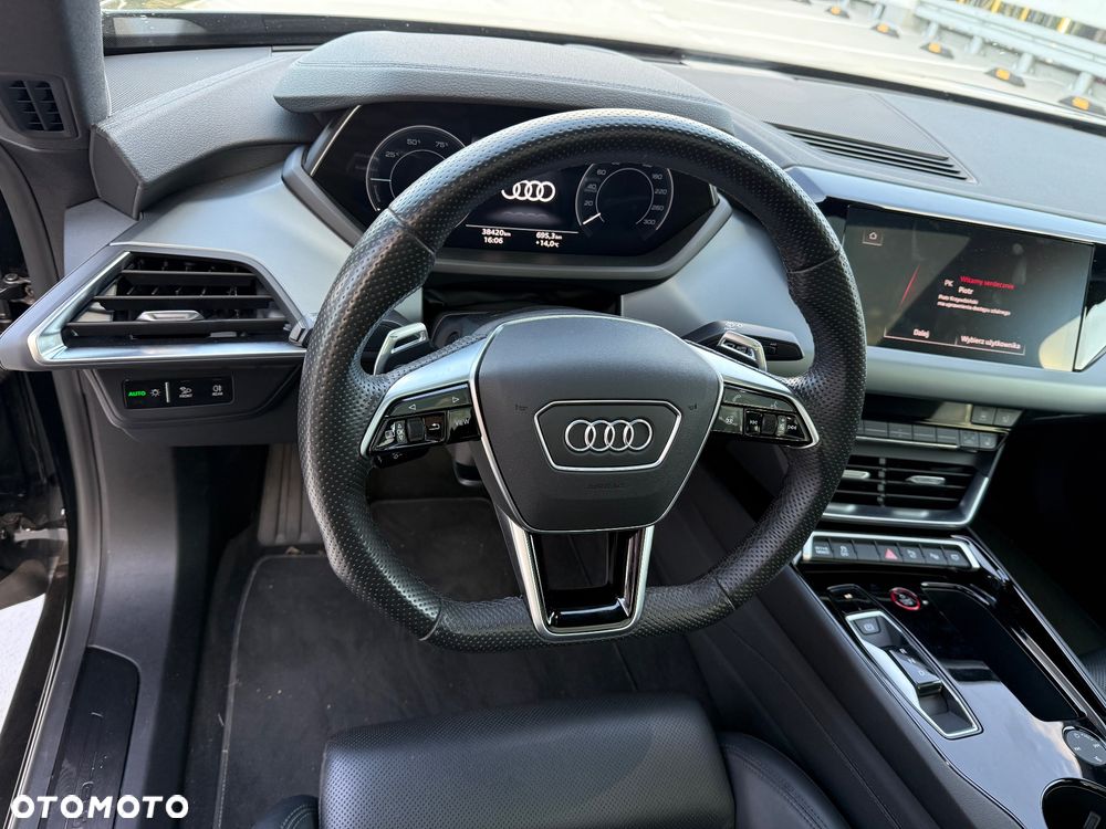 Audi e-tron GT 60 93kWh Quattro - 14