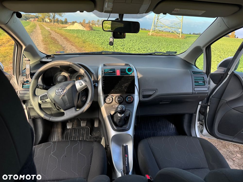 Toyota Auris - 6