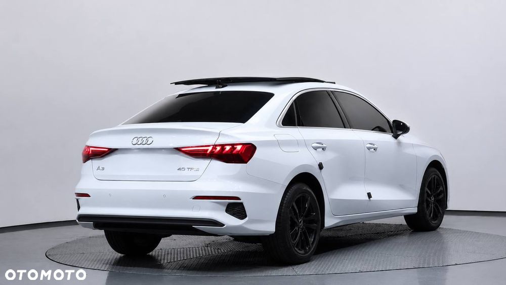 Audi A3 Limousine 40 TFSI quattro S tronic advanced - 3