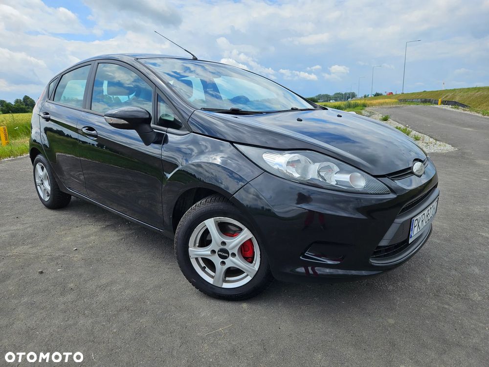 Ford Fiesta 1.4 Ghia - 25