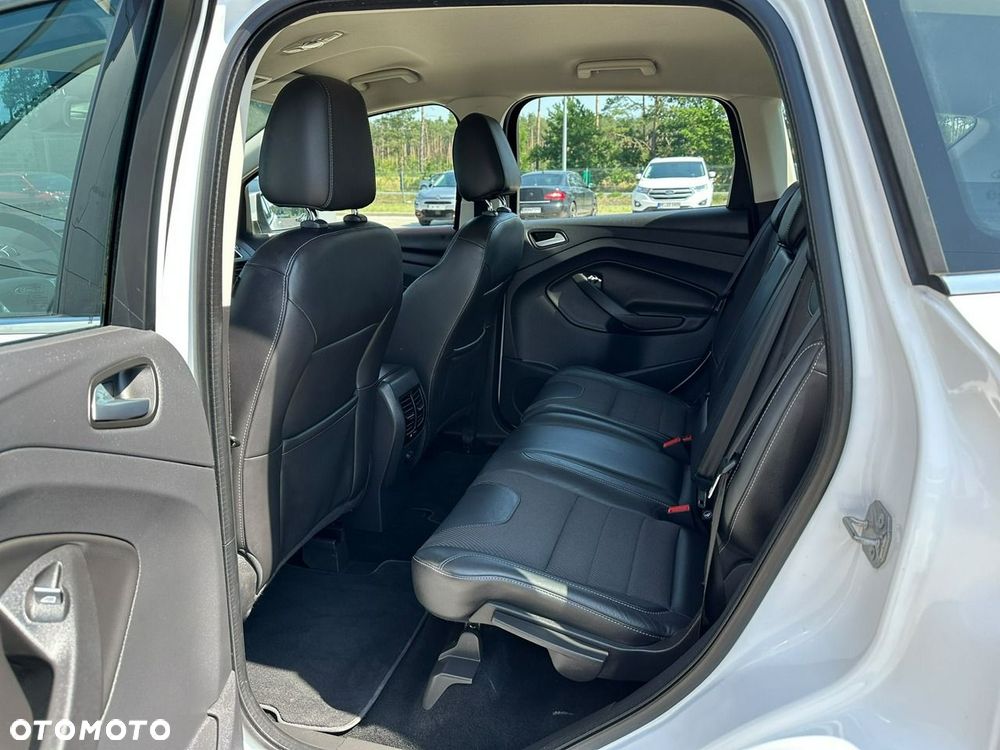 Ford Kuga 1.5 EcoBoost 2x4 Cool & Connect - 14