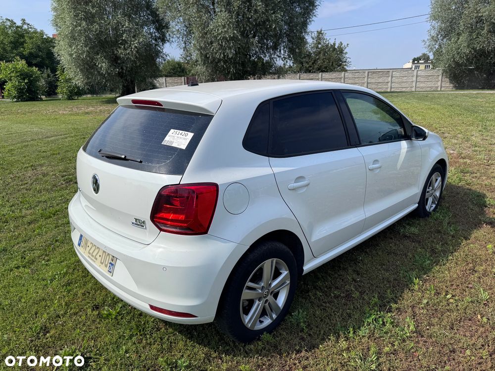 Volkswagen Polo 1.4 TDI Blue Motion Technology Lounge - 10