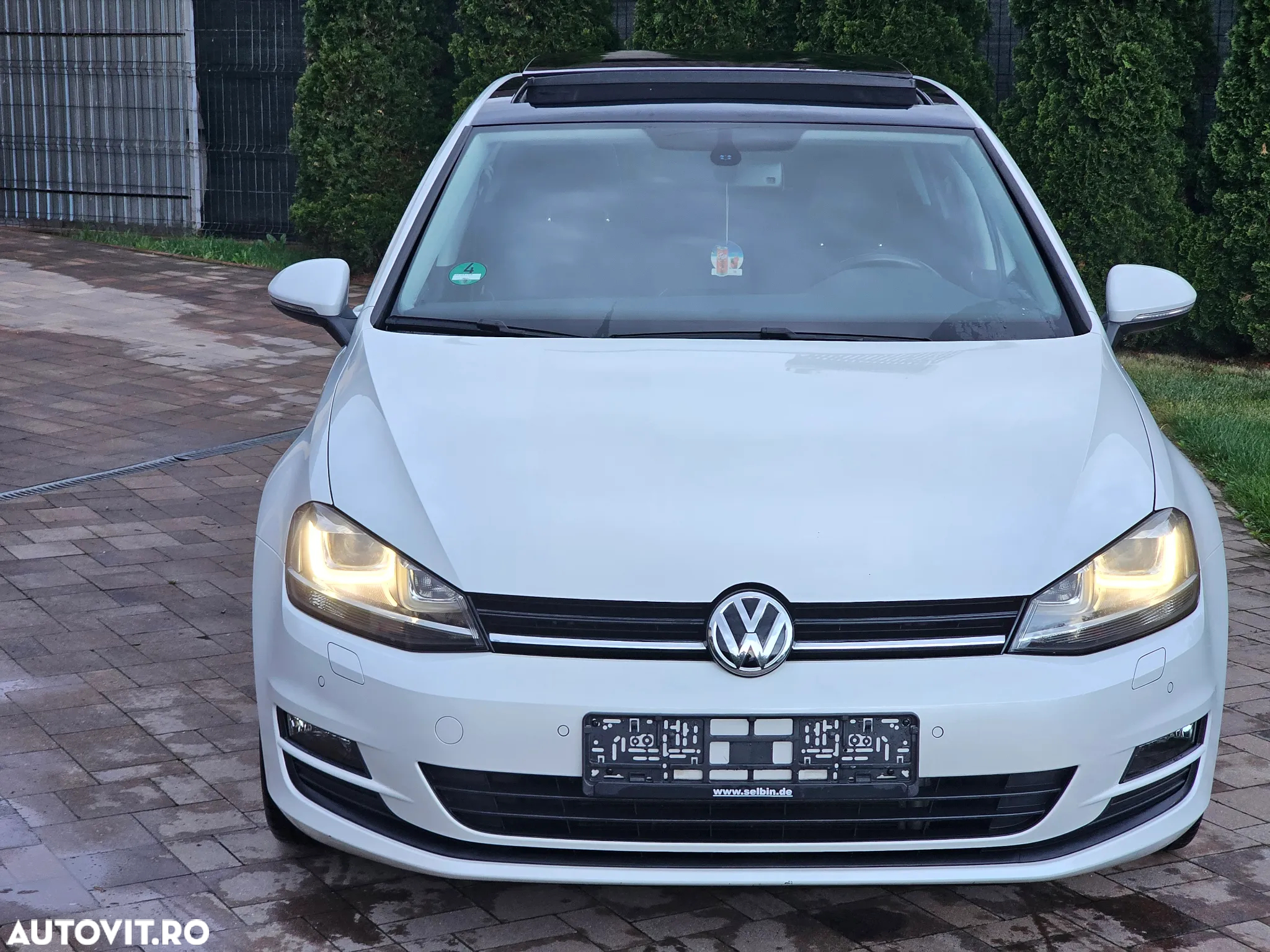 Volkswagen Golf 1.4 TSI BlueMotion Technology Cup - 12