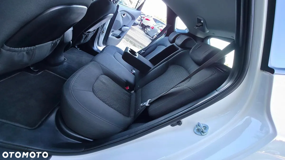 Hyundai ix35 1.7 CRDi Classic 2WD - 23