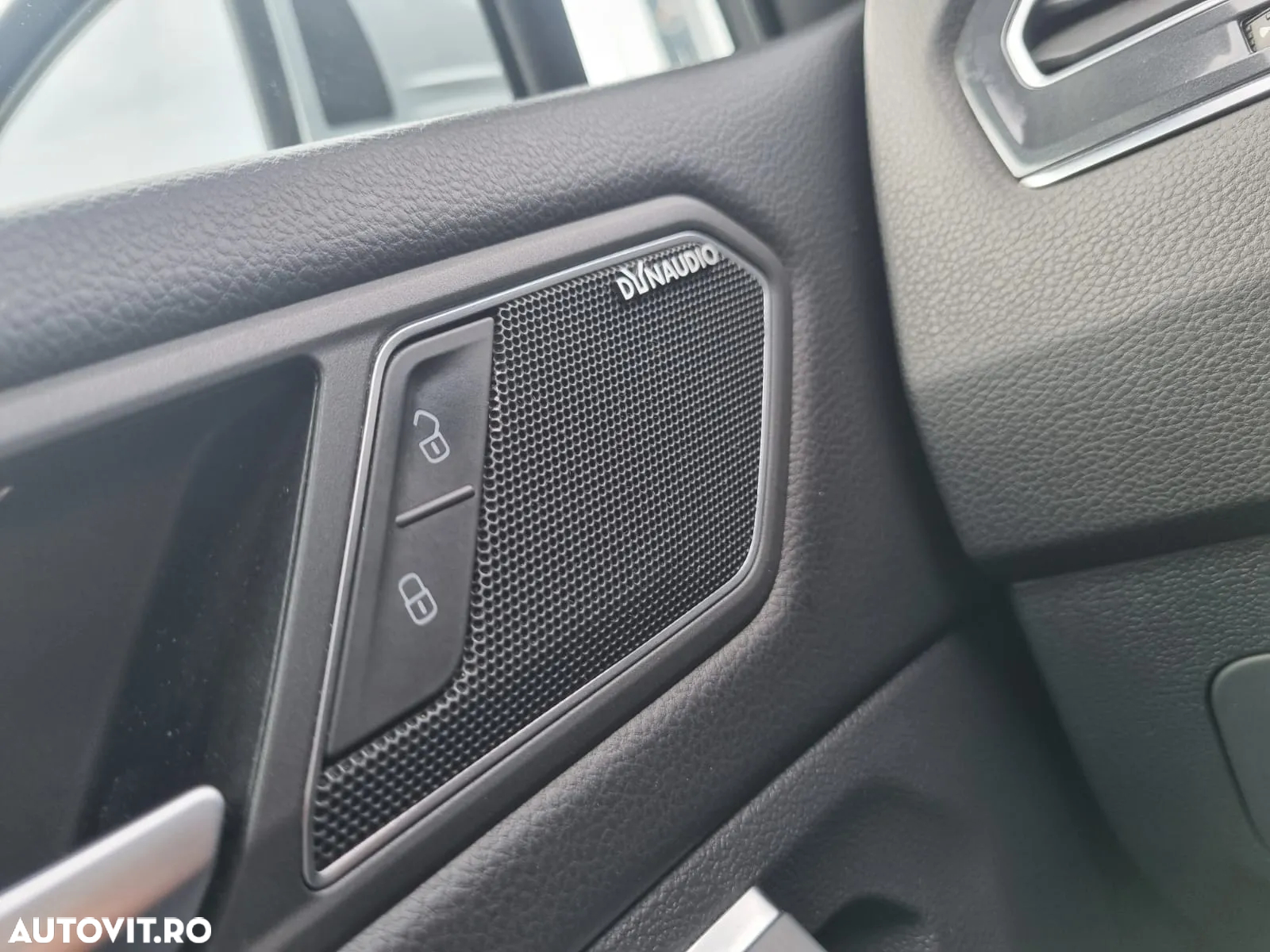 Volkswagen Tiguan 1.5 TSI ACT Comfortline - 29