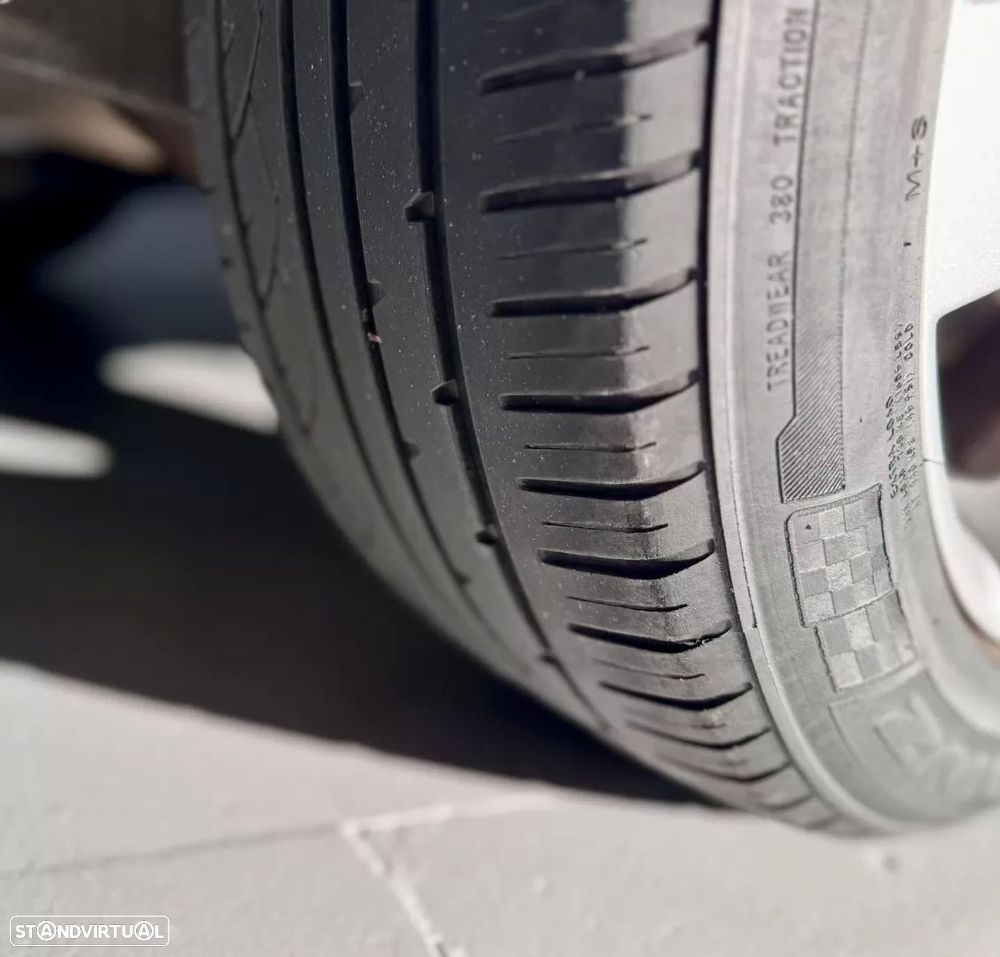 Peugeot 5008 1.6 BlueHDi Style - 20