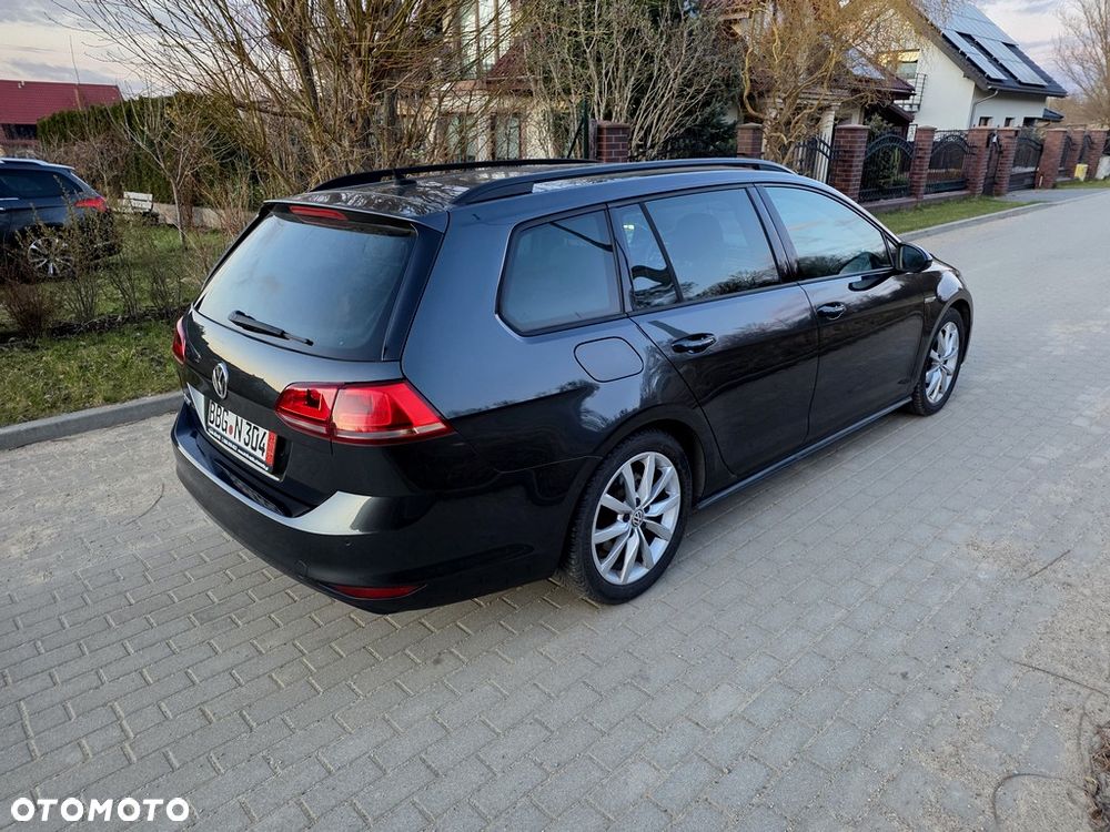 Volkswagen Golf - 4