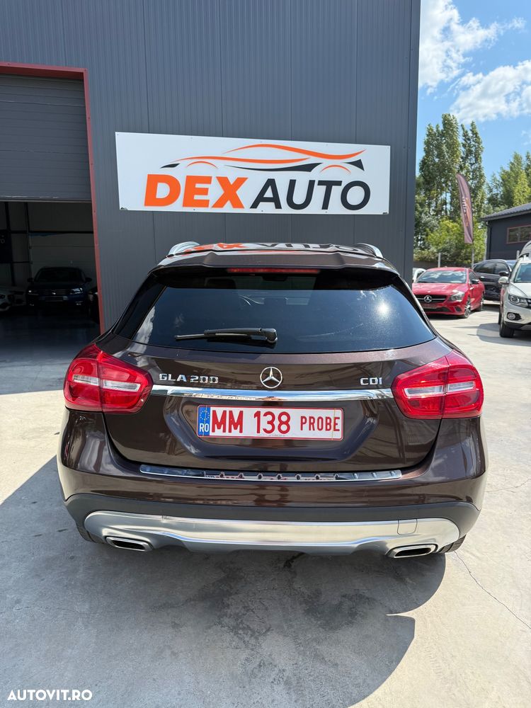 Mercedes-Benz GLA 200 d 7G-DCT Style - 3
