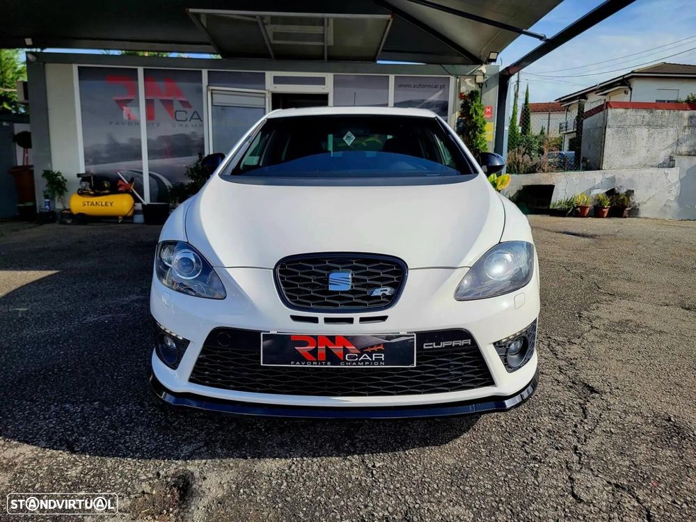 SEAT Leon 2.0 T FSI Cupra R - 2