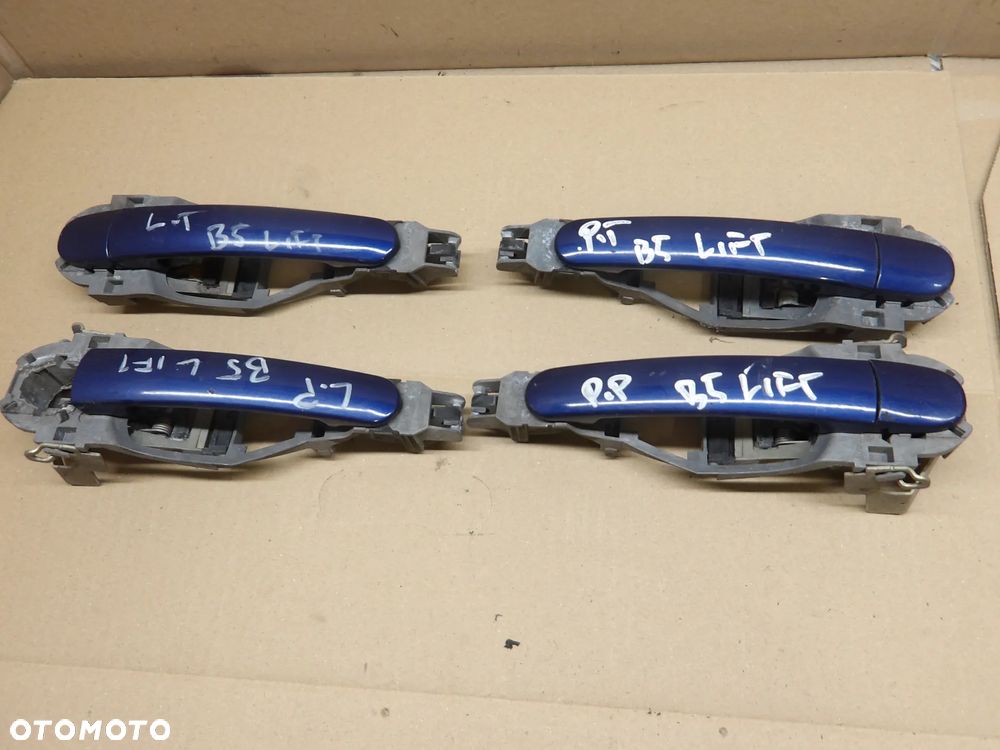 PASSAT B5 FL SEDAN 1.9TDI KLAMKA ZEWNETRZNA PRAWA LEWA PRZÓD TYŁ - 1