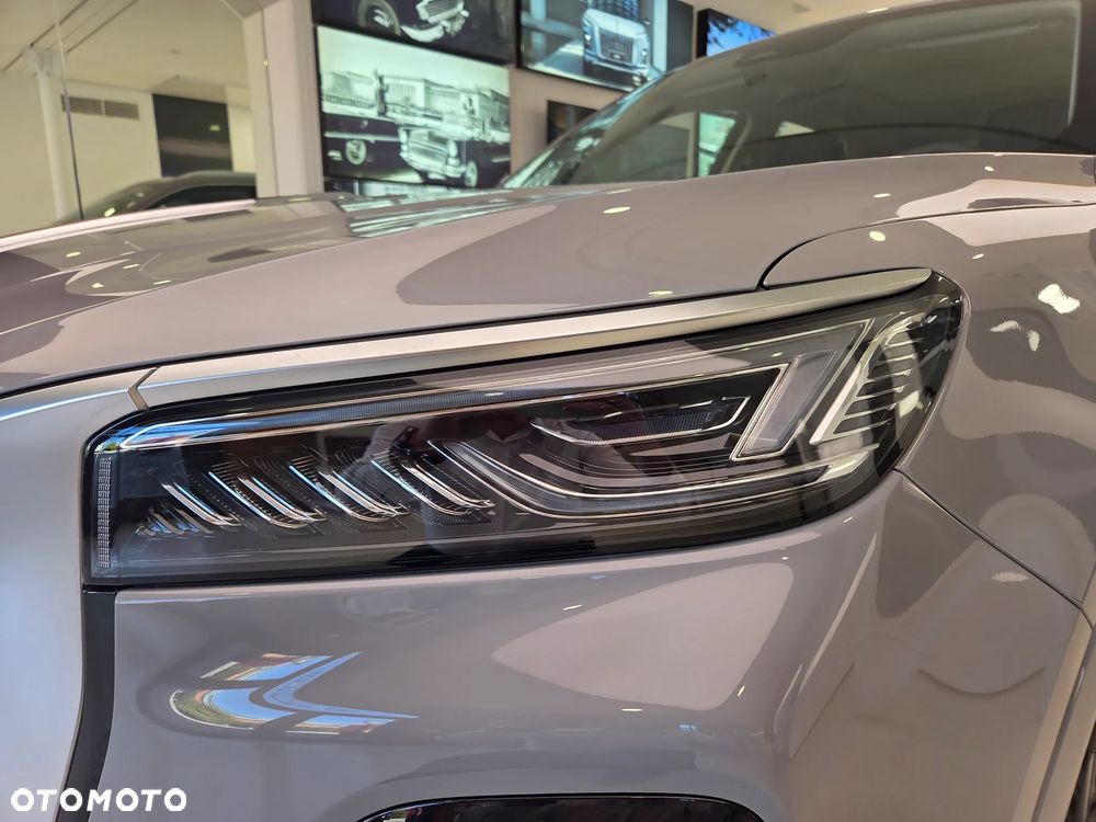 Hongqi HS5 2.0T Executive AWD - 8