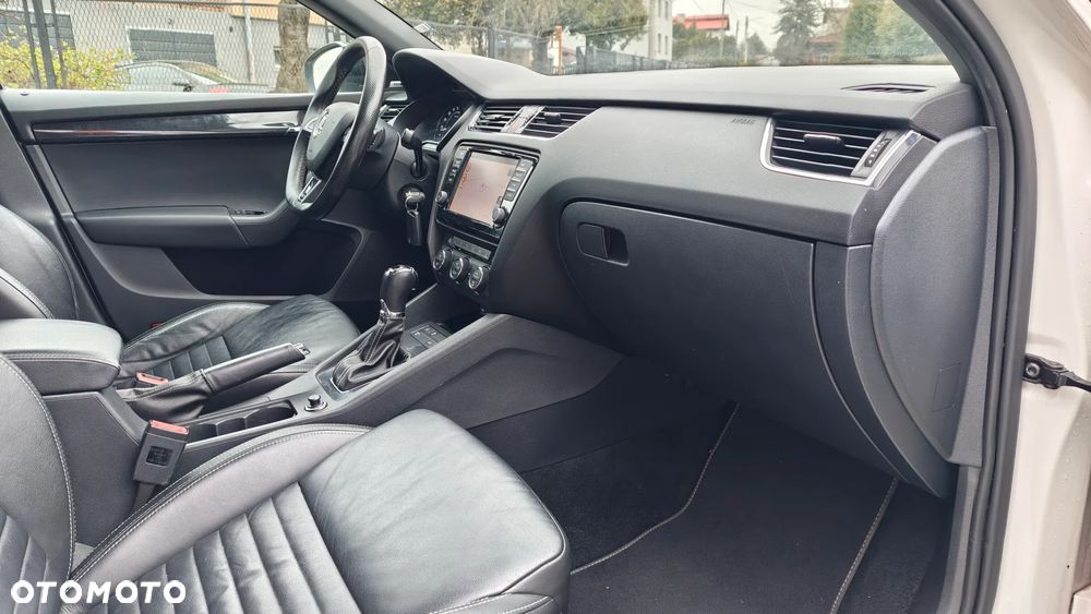 Skoda Octavia 2.0 TDI (Green tec) DSG RS - 30