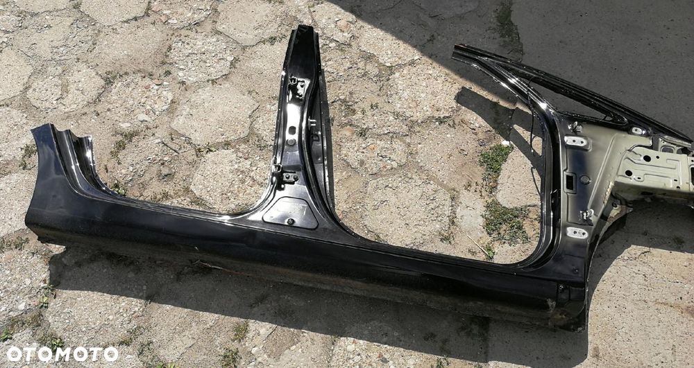 9H próg słupek środkowy prawy przód fartuch KIA CARENS IV 4 2013-2019 - 4