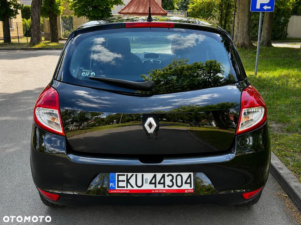 Renault Clio 1.2 16V 75 Expression - 6