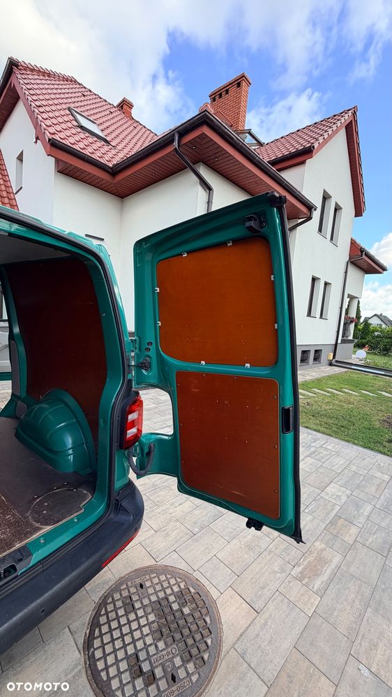 Volkswagen Transporter - 22