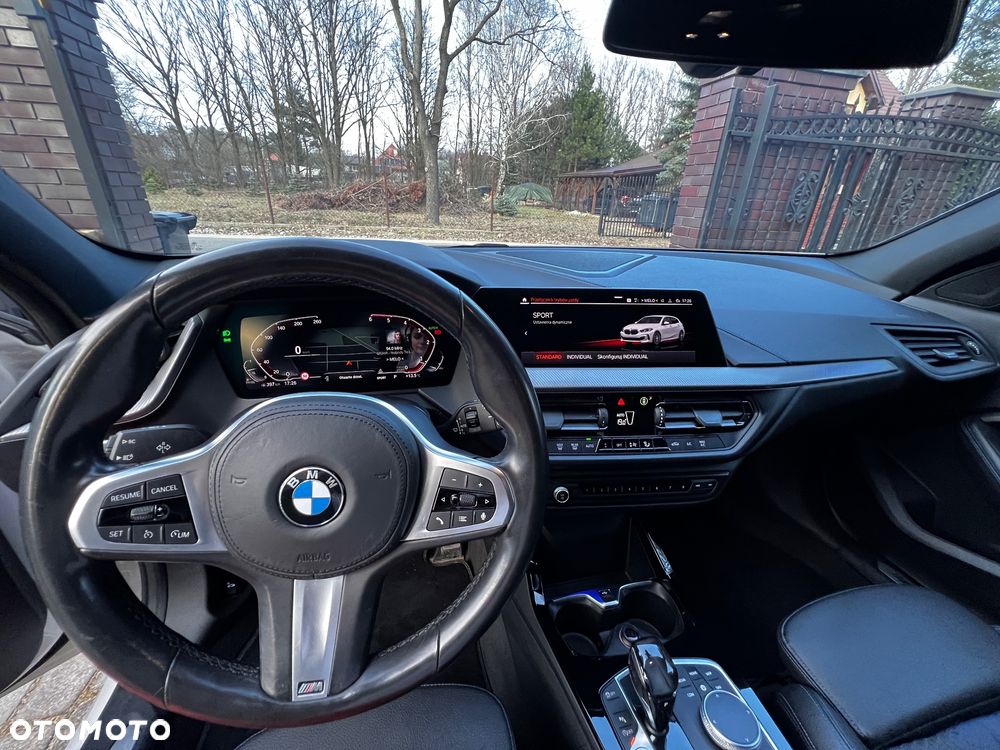 BMW Seria 1 116d Edition M Sport Shadow - 17