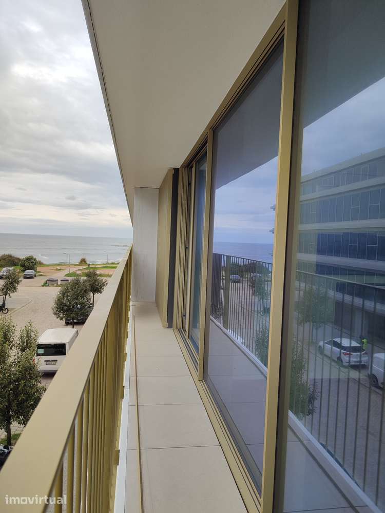 Bom T3 com vistas panorâmicas o que o torna único - Grande imagem: 2/32