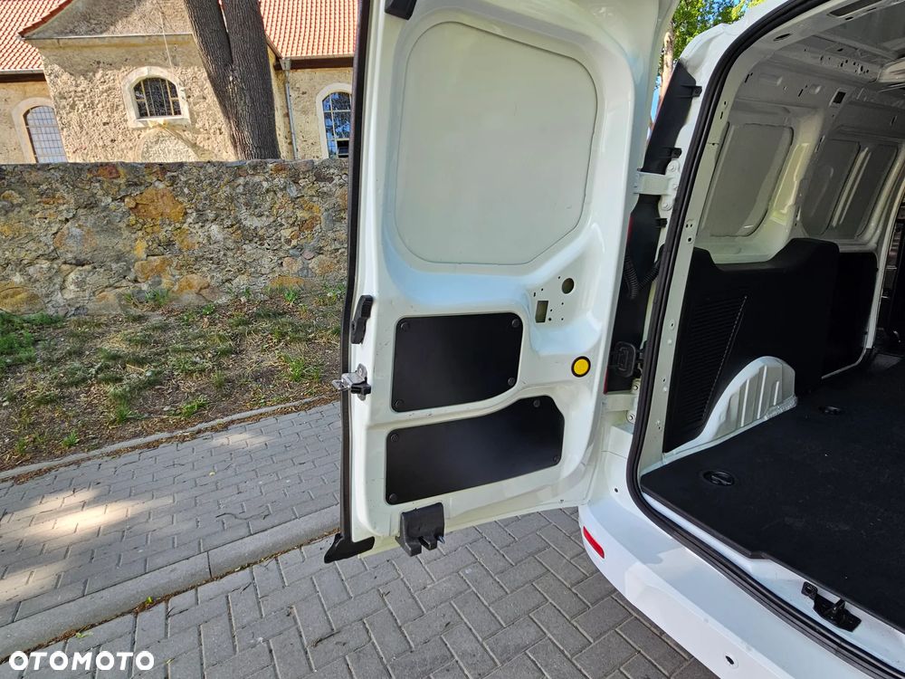 Ford Transit Connect - 13