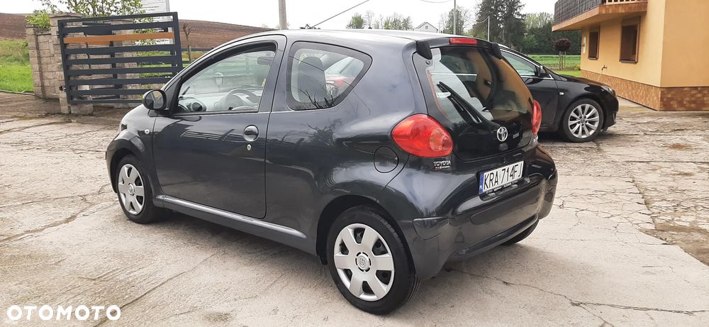 Toyota Aygo - 24