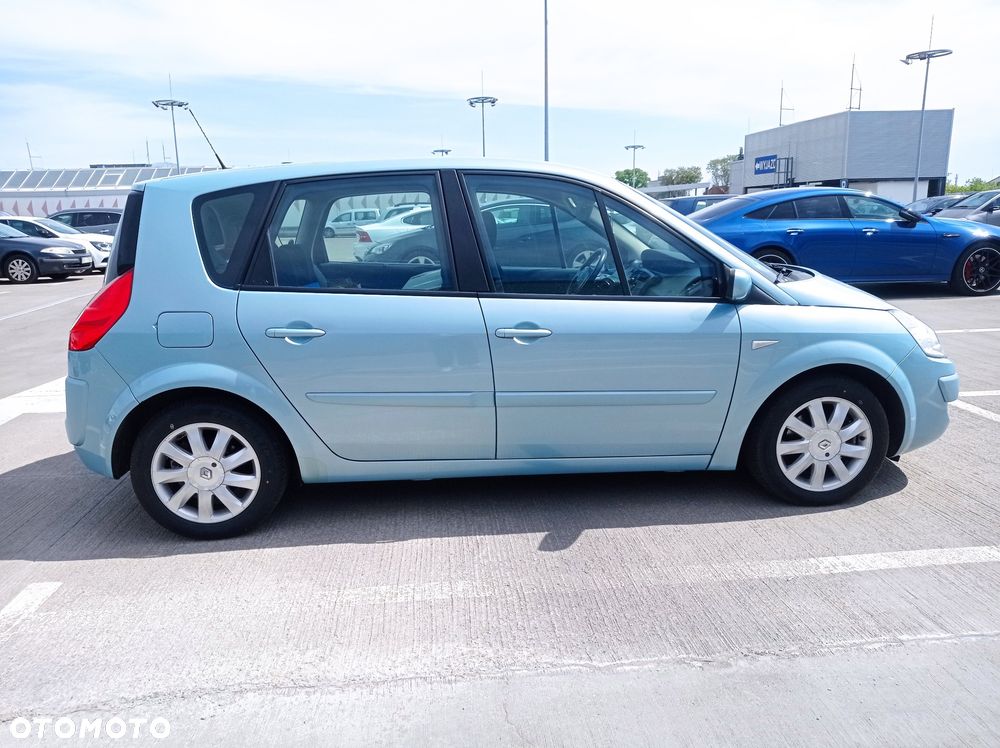 Renault Scenic 2.0 16V Privilege - 1