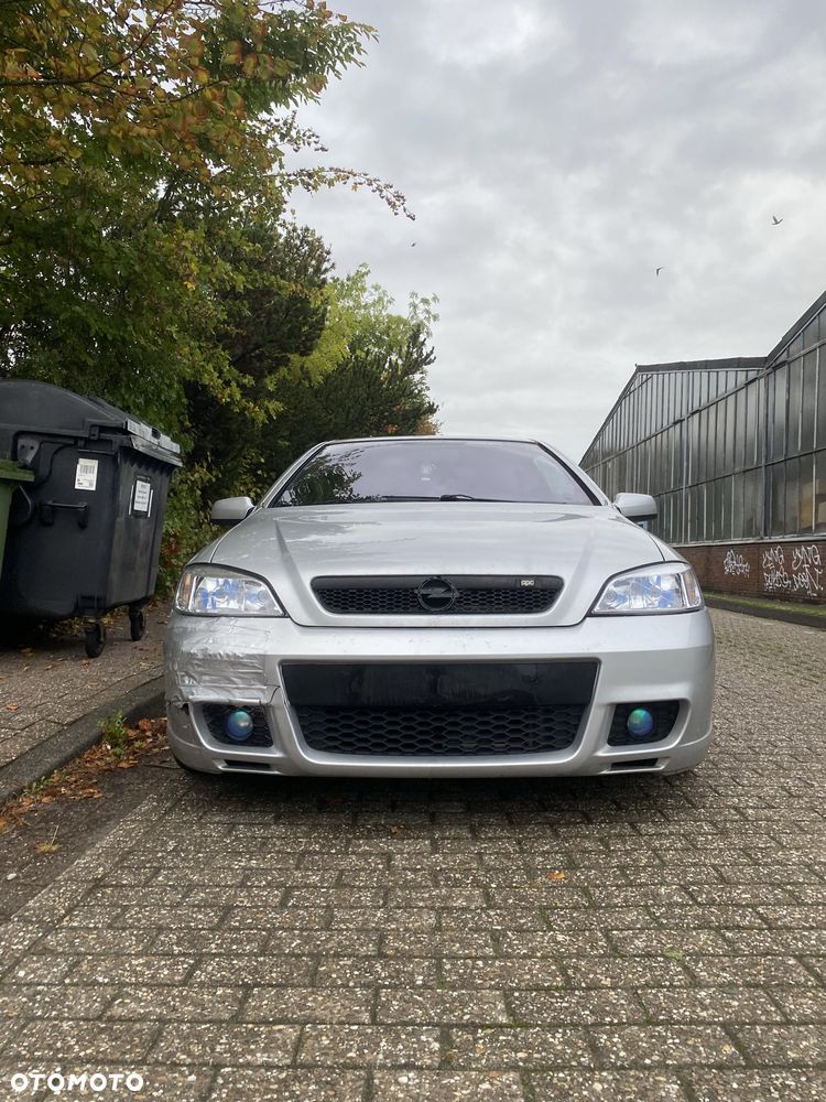 Opel Astra - 1
