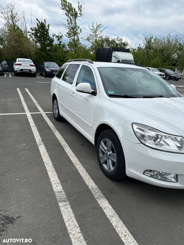 Skoda Octavia 1.8 Elegance TSI DSG - 2