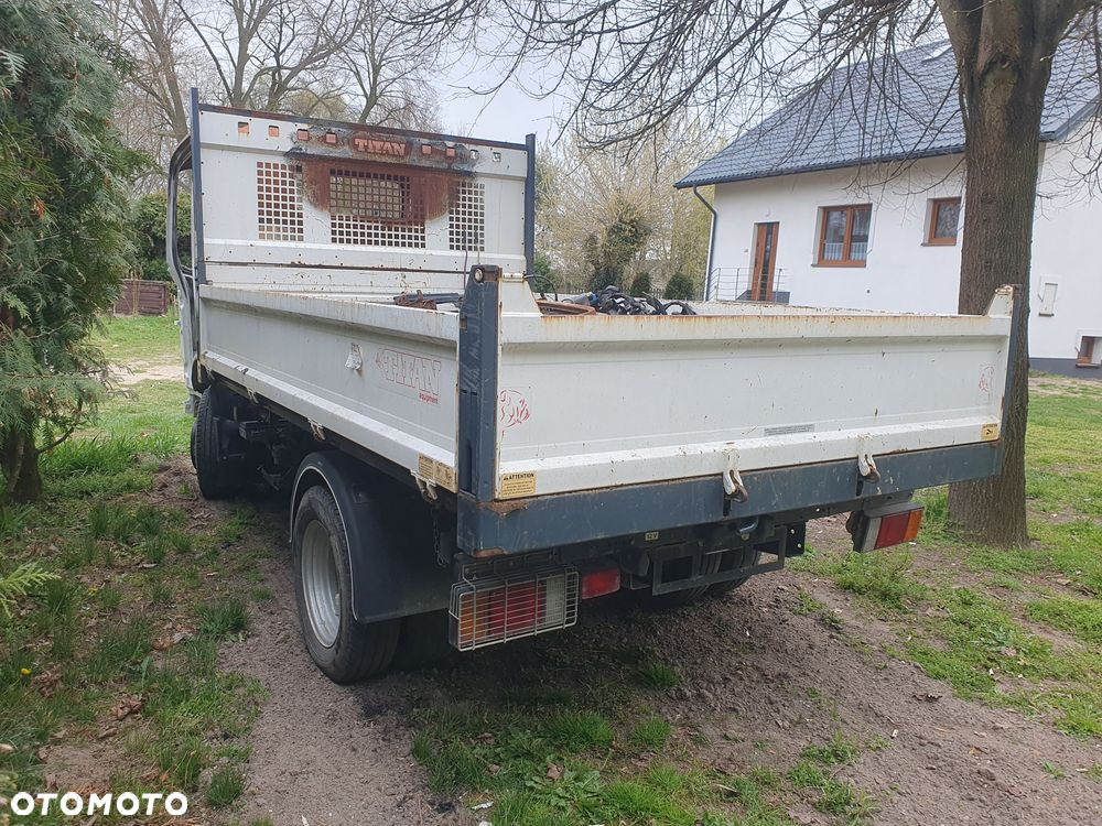 Isuzu M21 - 6