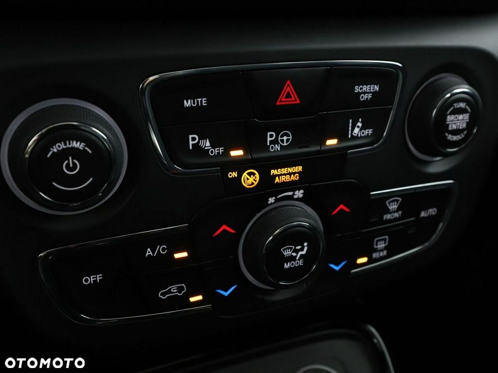 Jeep Compass 1.6 MJD Limited FWD S&S - 30