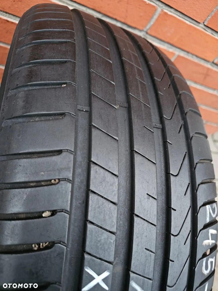 (O26) 245/50R19 105W XL 6,3mm 19r / Pirelli Cinturato P7 - 2