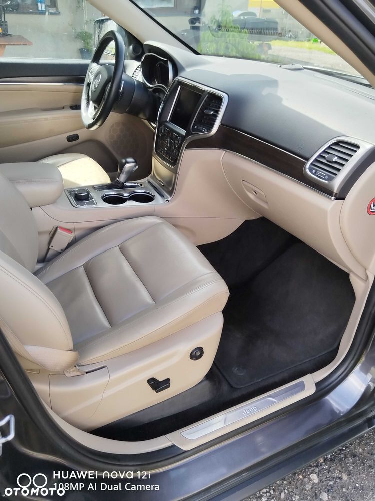 Jeep Grand Cherokee - 4