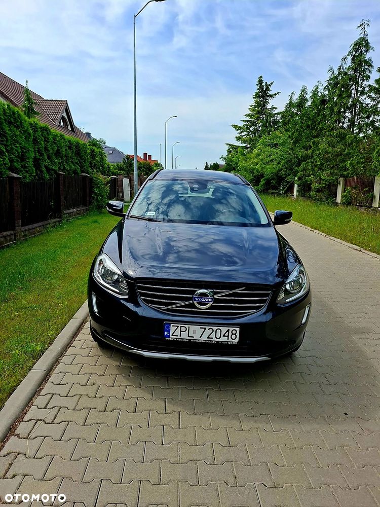 Volvo XC 60 D4 Drive-E R-Design Momentum - 3