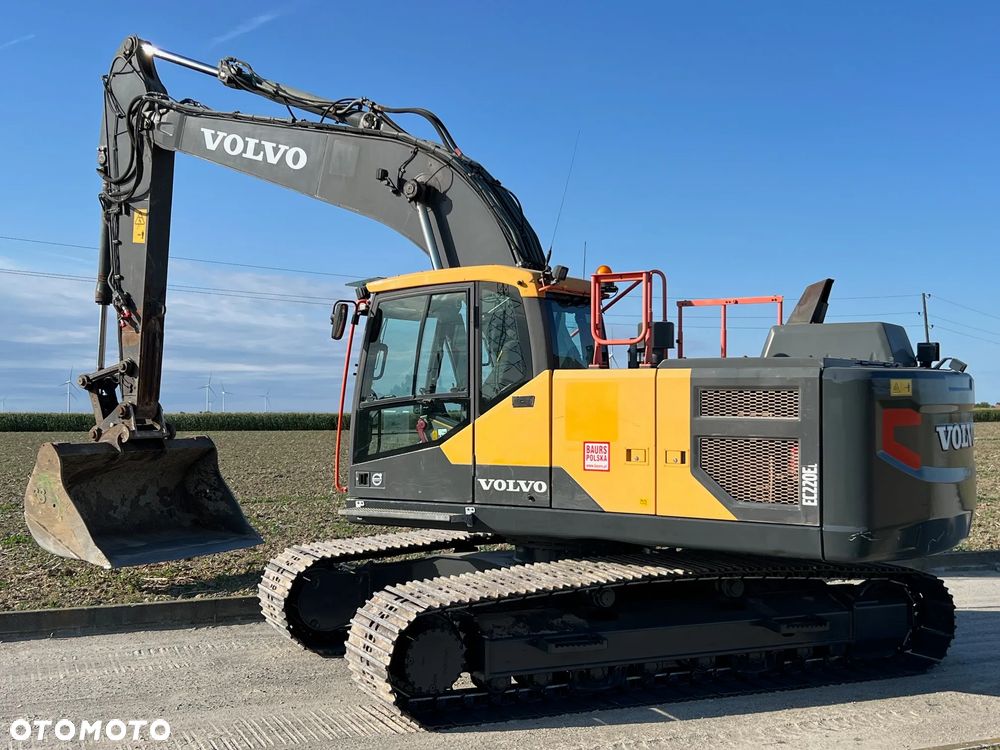Volvo 2017r VOLVO EC 220EL - 8