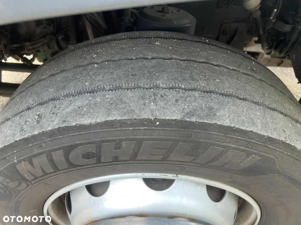 Volvo FH 460 Xenony Klimapostojowa winda Niemcy - 9