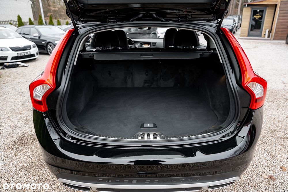 Volvo V60 Cross Country D3 Geartronic - 18