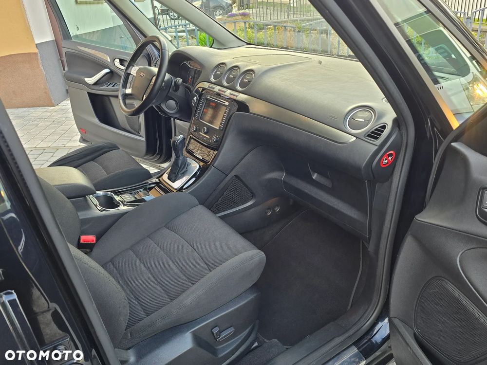 Ford Galaxy 2.0 T Platinium X (Titanium) - 40