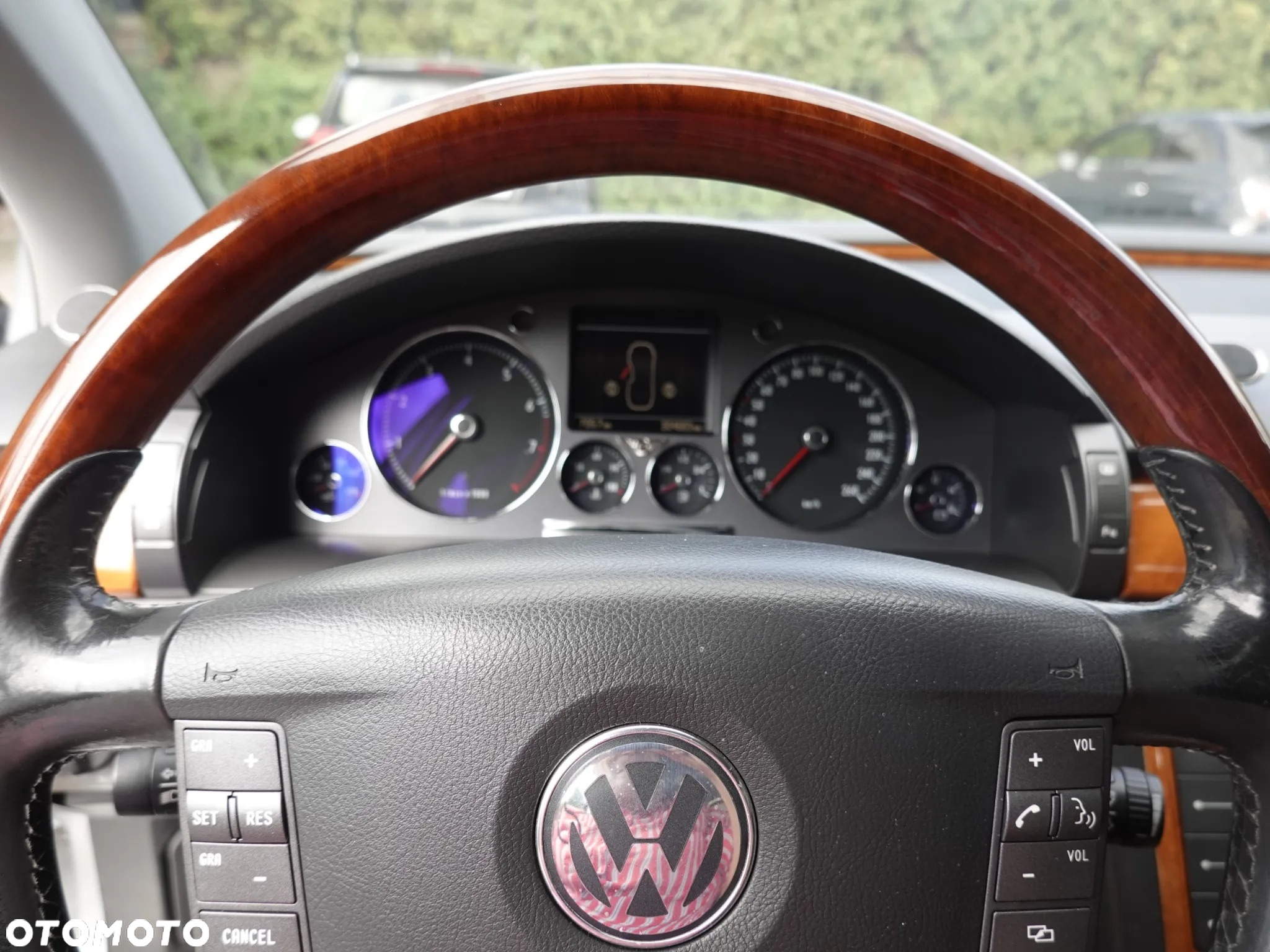Volkswagen Phaeton 3.2 V6 Tiptr (5 os.) - 22