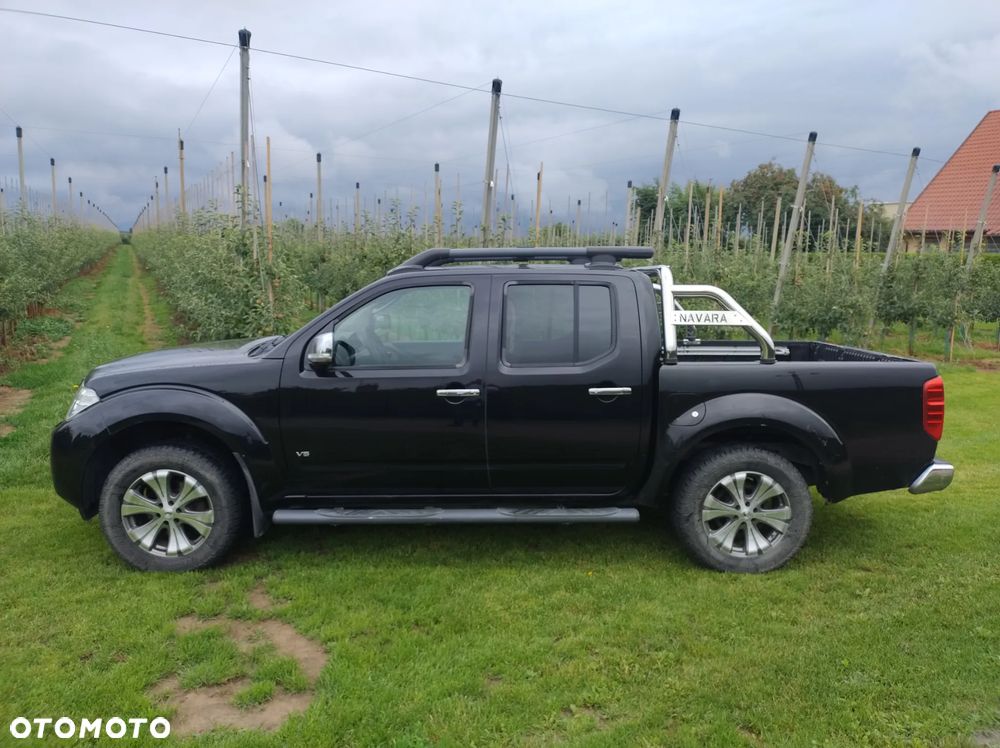 Nissan Navara 3.0 D V6 Platinum Long EU5 - 1