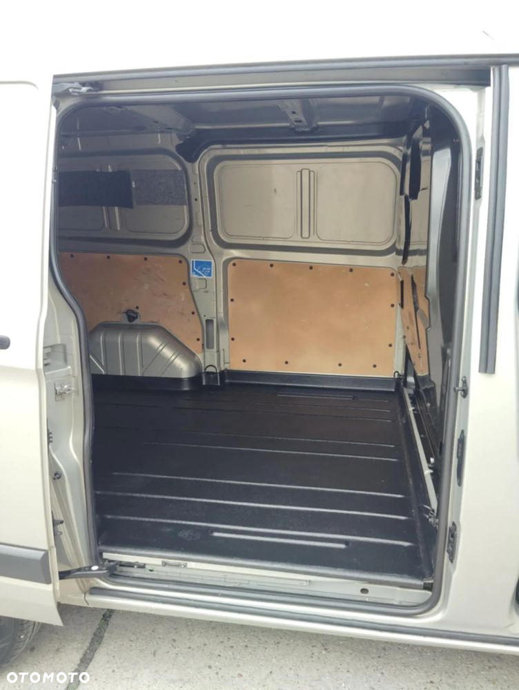 Ford Transit Custom - 15