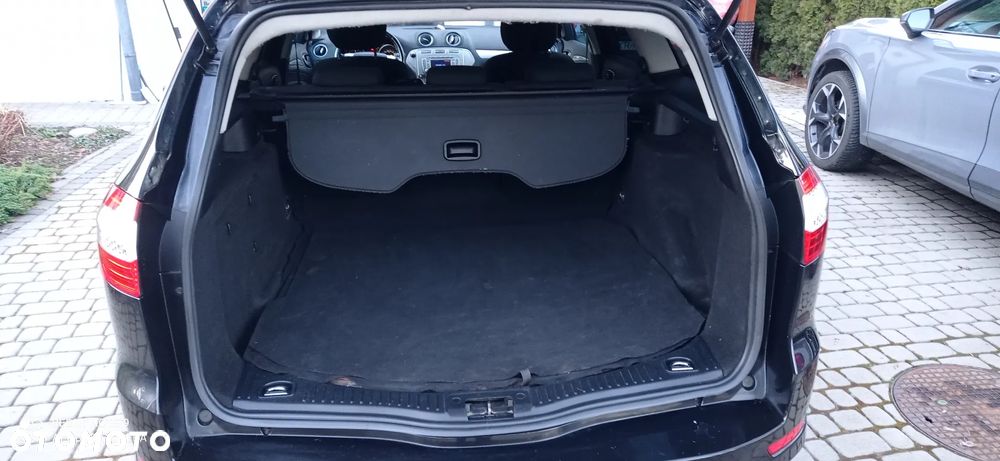 Ford Mondeo - 7