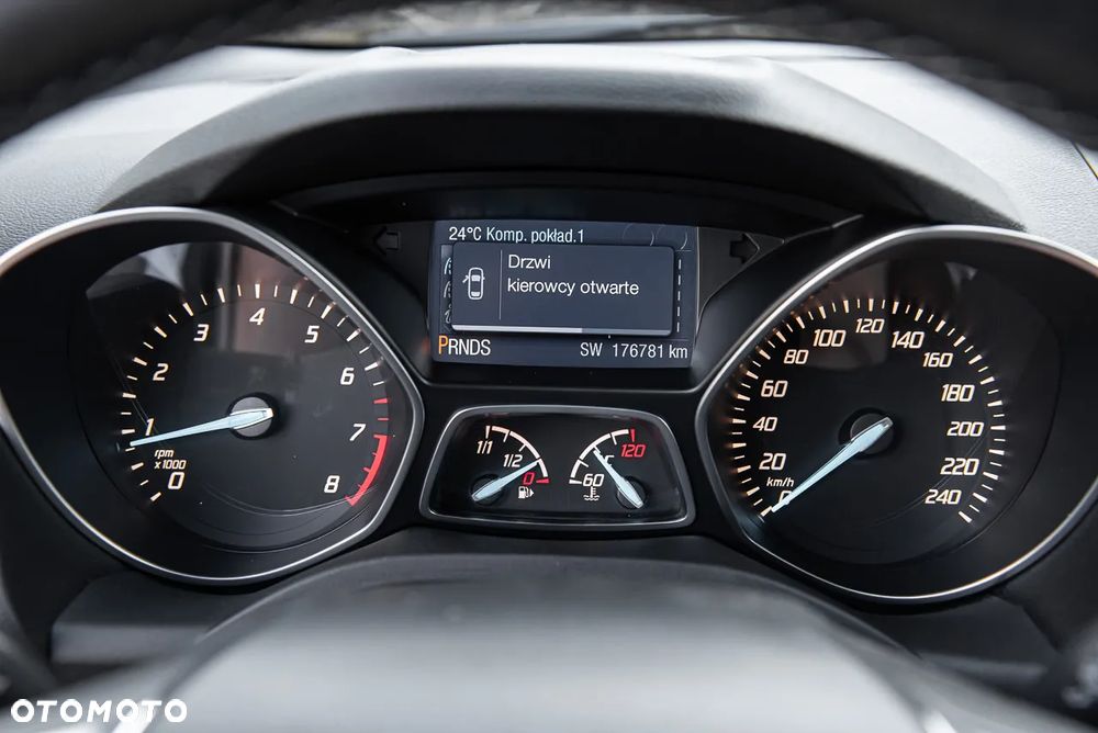 Ford Kuga 1.5 EcoBoost 4WD Titanium - 26