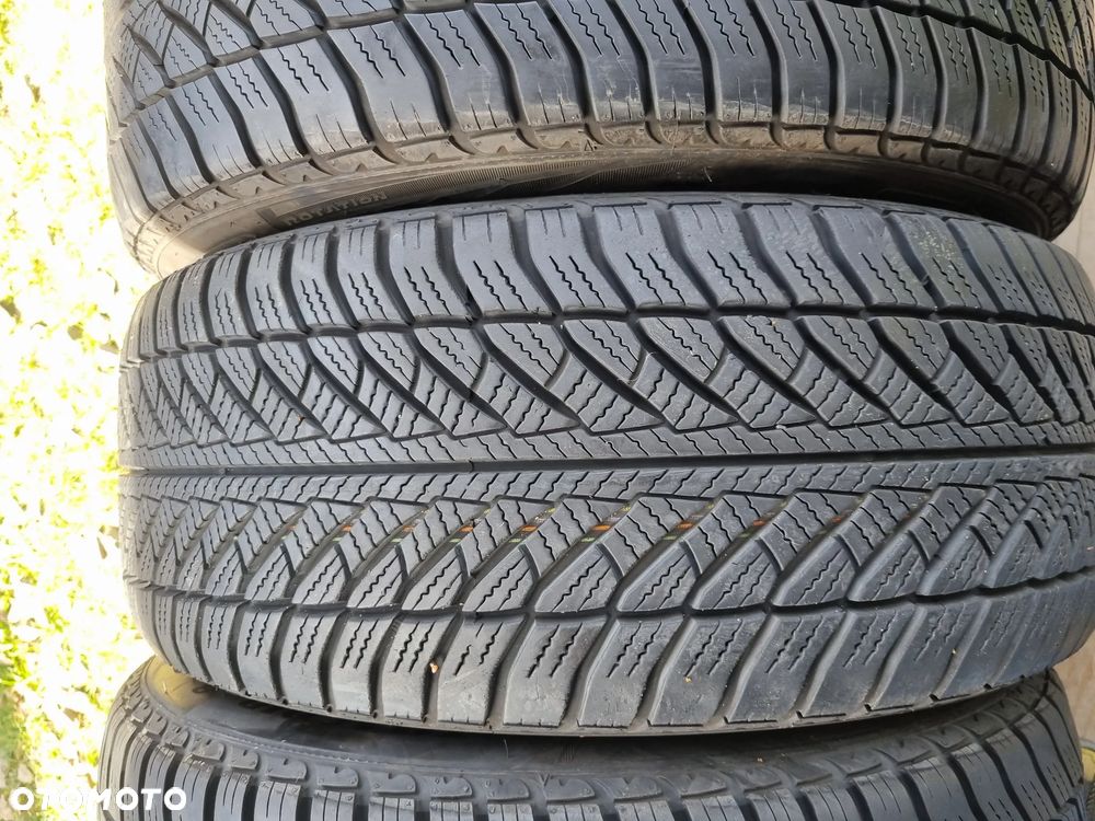 OPONY Goodyear Ultra Grip 8 Performance 245/45R18 100V 2018r,4x7mm bdb stan - 3