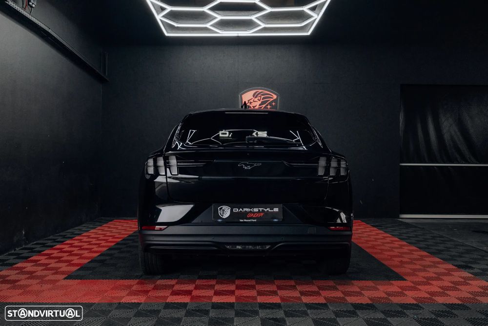 Ford Mustang Mach-E Standard - 4